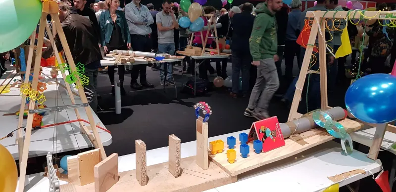 Team Building Géant pour Visiativ : Un Parcours de Réactions en Chaîne pour 500 Personnes proche de Lyon