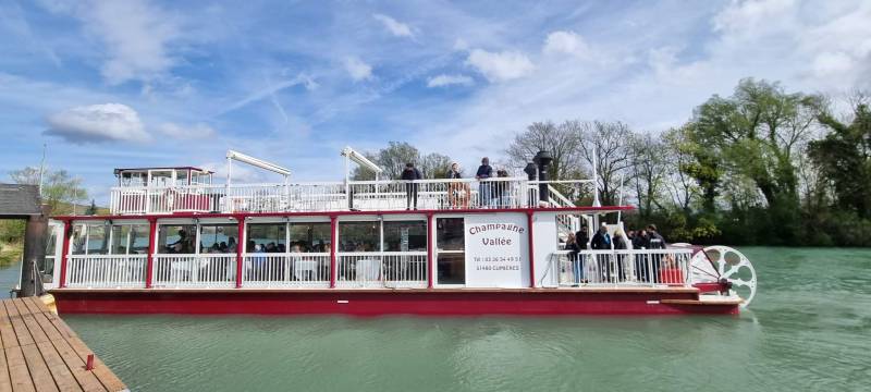 Excursion à Epernay pour des Séniors